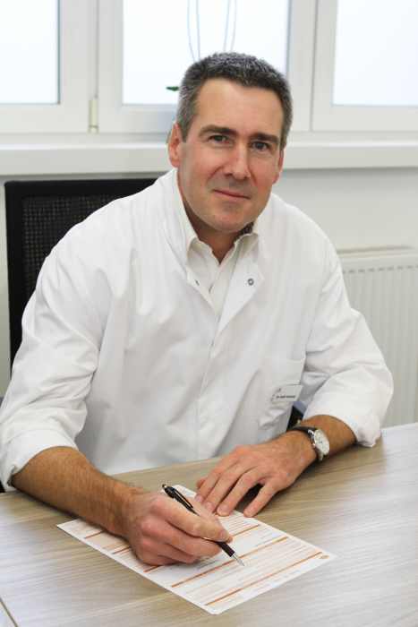 Dr GAEL DELMAS