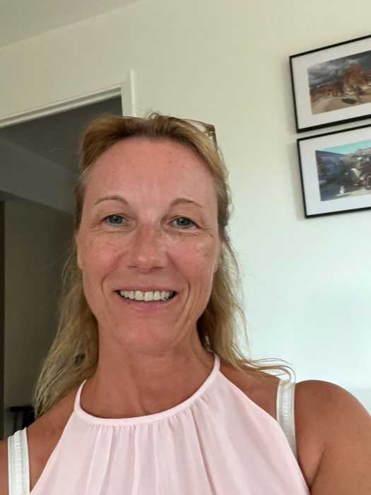 Dr SOPHIE BIAUSQUE DOUCHEZ