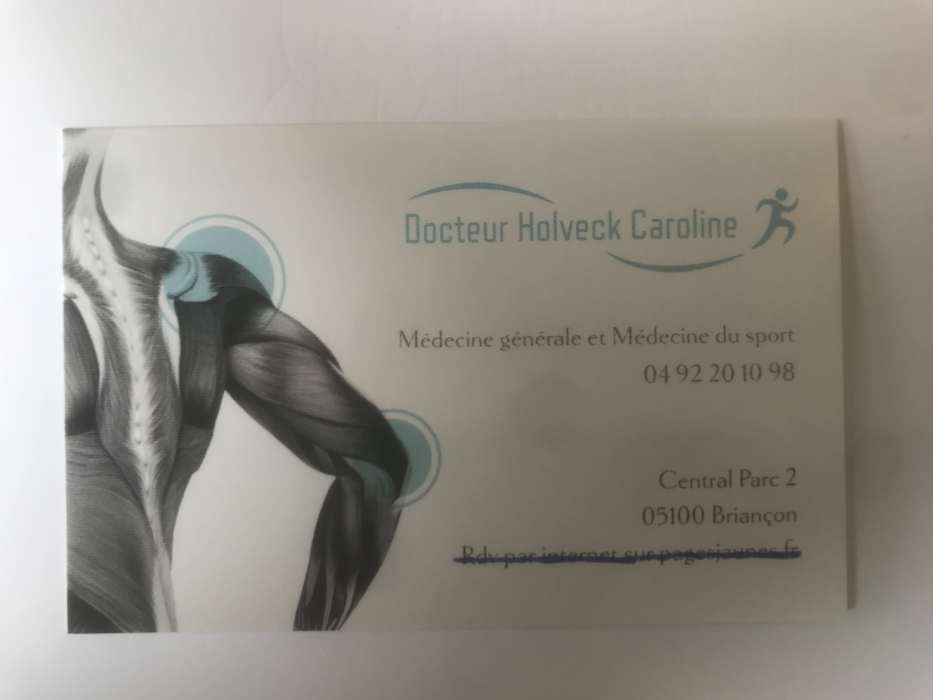 Dr Caroline Holveck