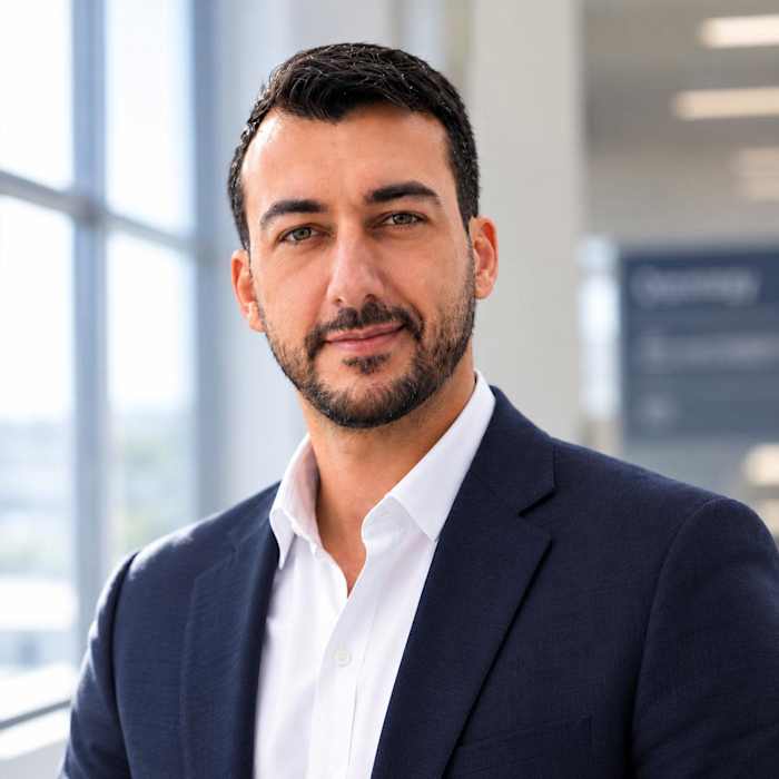 Dr Toufik Attouche, Cancérologue à Paris