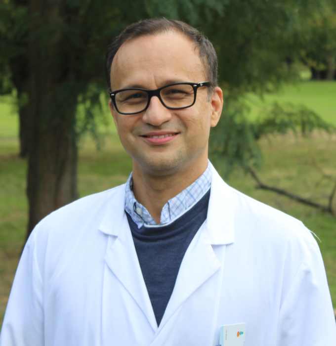 Dr Tomas SERRATO