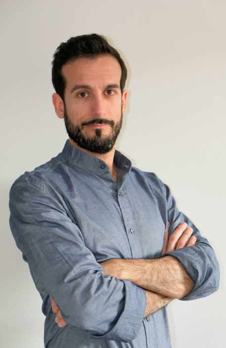Dr Adrian Morales Robles, Masseur kinésithérapeute à Clichy