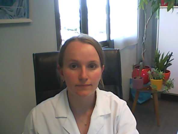 Dr Laura Lambert 