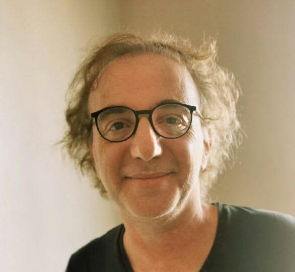 Dr BERNARD GELPEROWIC