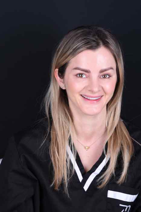 Dr Anca Zapirtan
