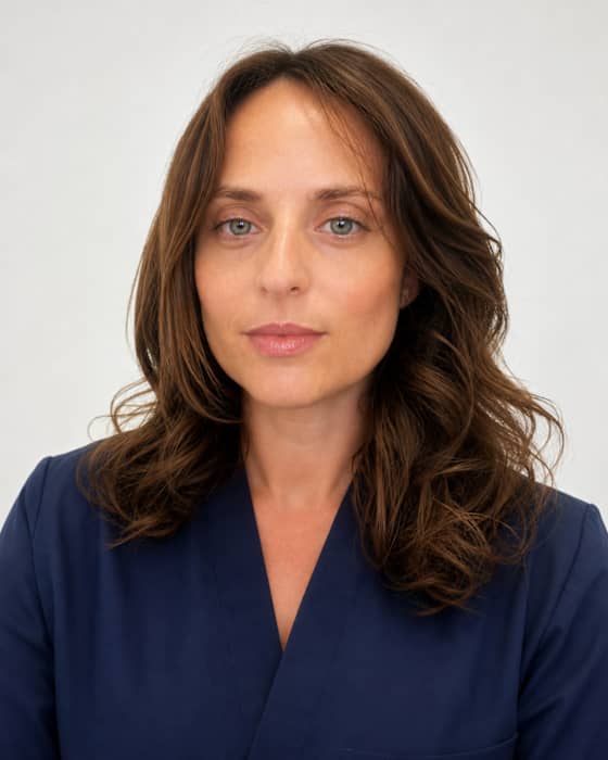 Dr Eva Gianni, Ostéopathe à Sainte-Lucie-De-Porto-Vecchio