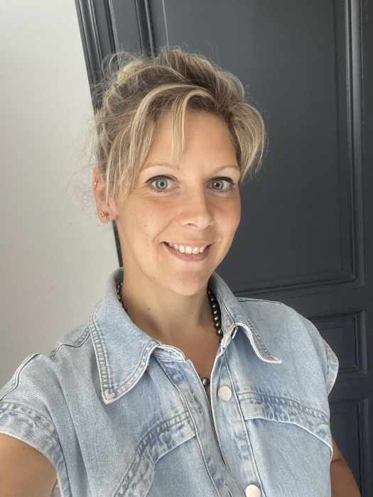 PAULINE DUMETZ STEJSKAL