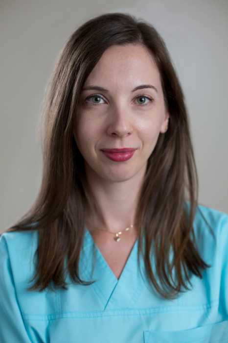 Dr Daniela Anghelina