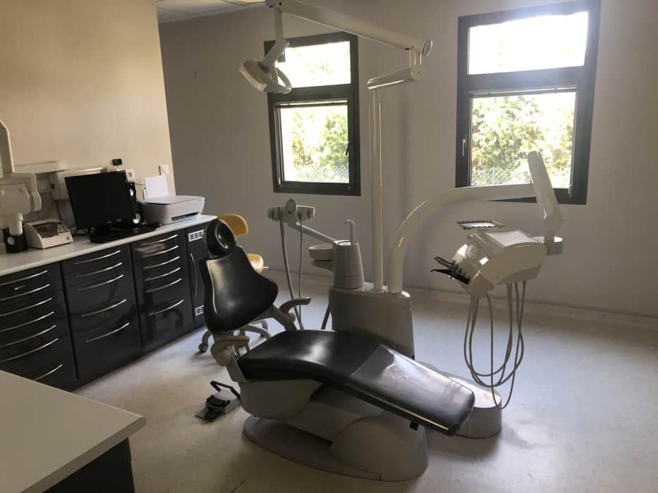 Dr Apolline DANTONEL, Chirurgiendentiste à DieuesurMeuse