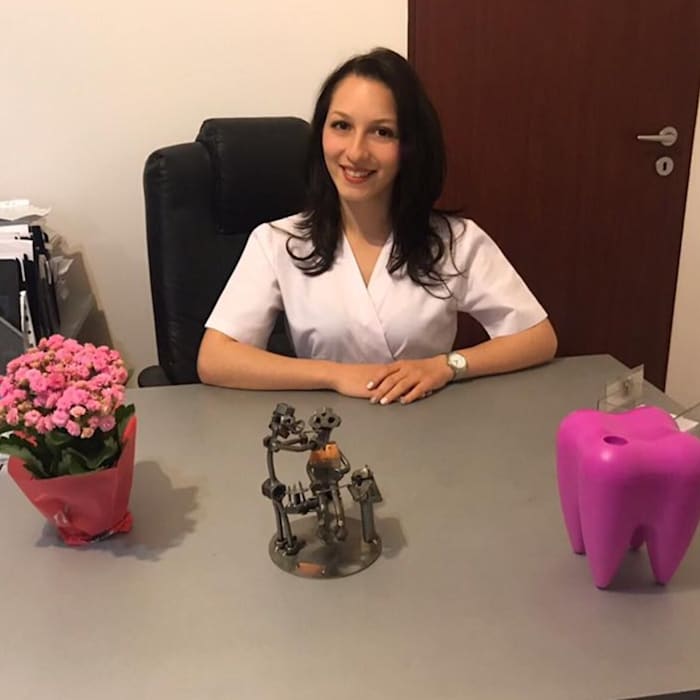 Dr Livia Costea, Chirurgien dentiste à Pontlevoy