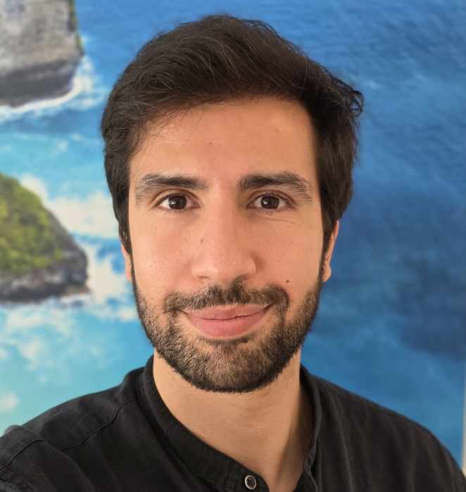 Dr YOUNES BAKIR