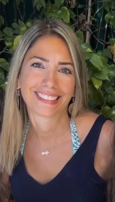 Dr CELINE MICHEL MARTINS
