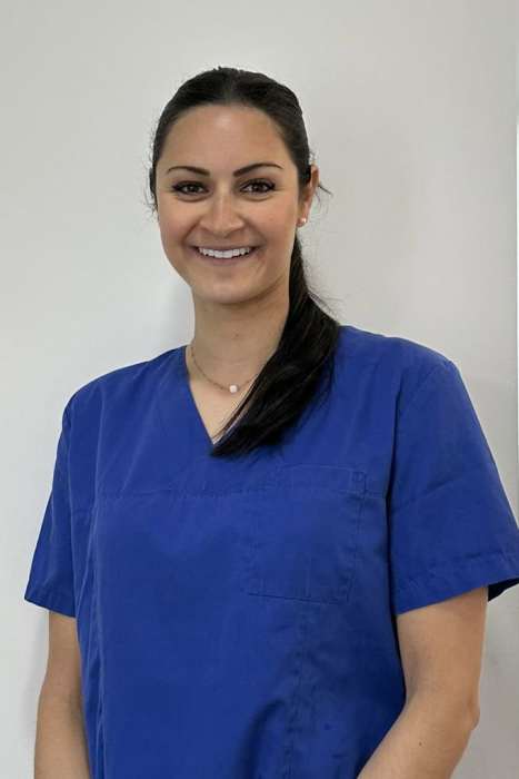 Dr Julie KNITTEL