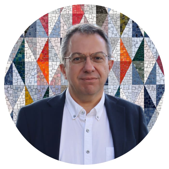 Dr Savvas SAVVIDIS
