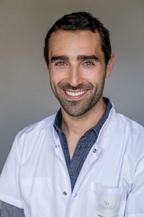 Dr MAXIME COURANT