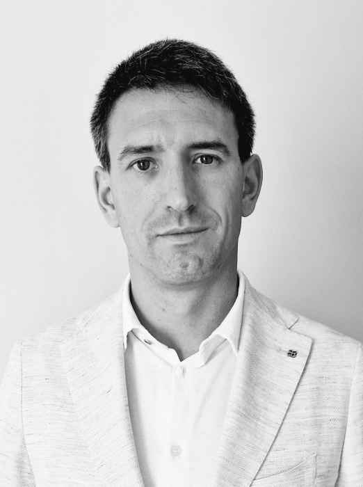 Dr Julien LUC