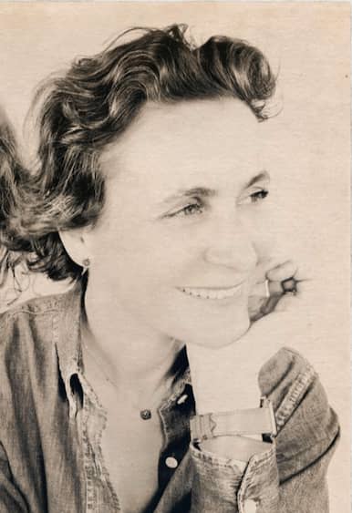 Dr MONIA BENOIT