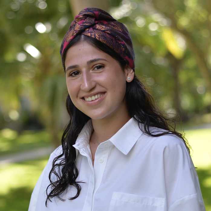 Alexia Mouyal