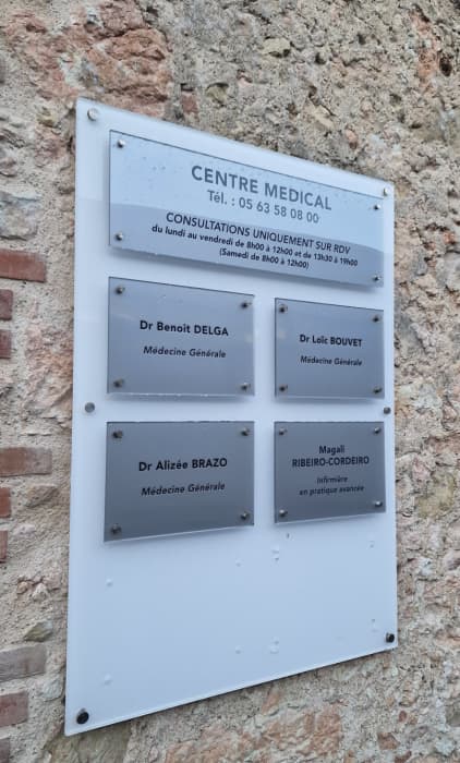 Dr Loic Bouvet