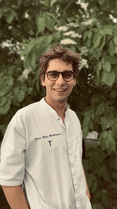 Dr Charles Plurien, Masseur kinésithérapeute à Courbevoie