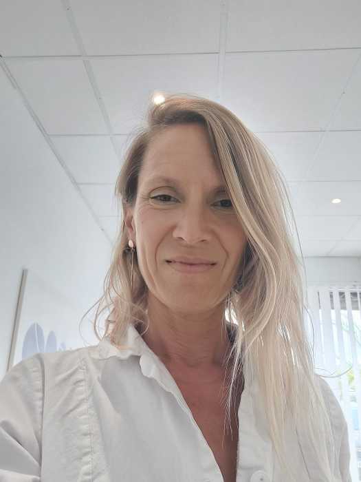 DEBORAH CAMERLYNCK