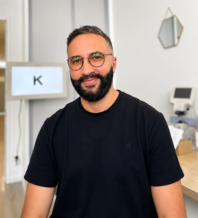 Dr Youcef Bousnina, Ophtalmologue à Montigny-Le-Bretonneux