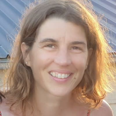 Caroline PERROT