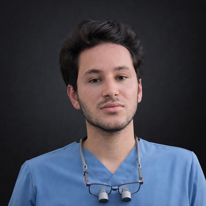 Dr Adam Samai, Chirurgien dentiste à Le Pradet