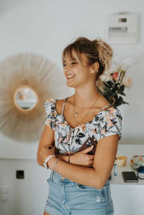 ROXANE CHAVANON