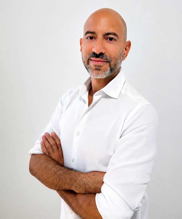 Dr George Azar, Ophtalmologue à Montigny-Le-Bretonneux