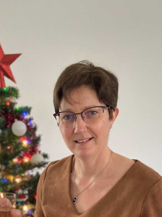 Dr Isabelle Briat