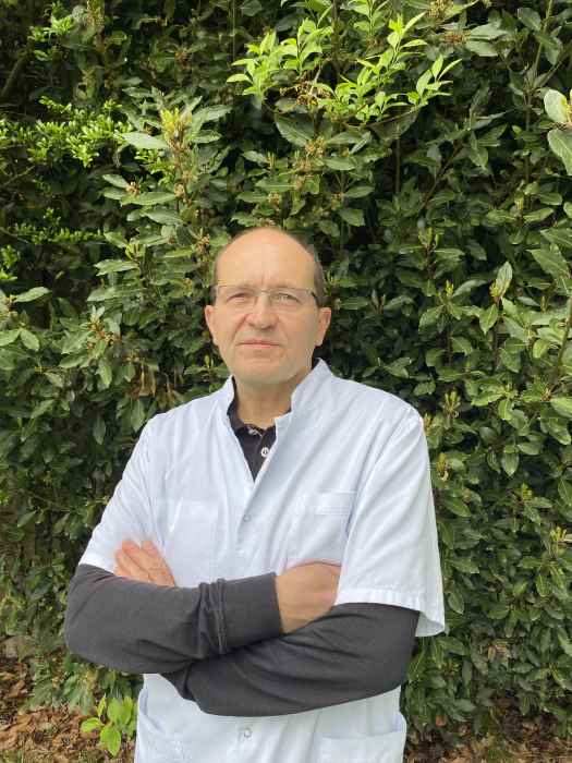 Dr Antoine Huguenin, Cancérologue à Cholet