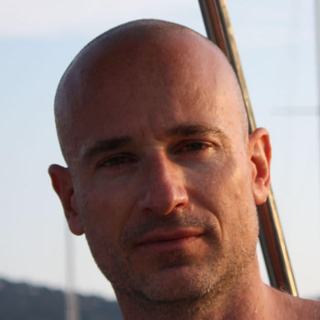 Dr Fabrice Dumas