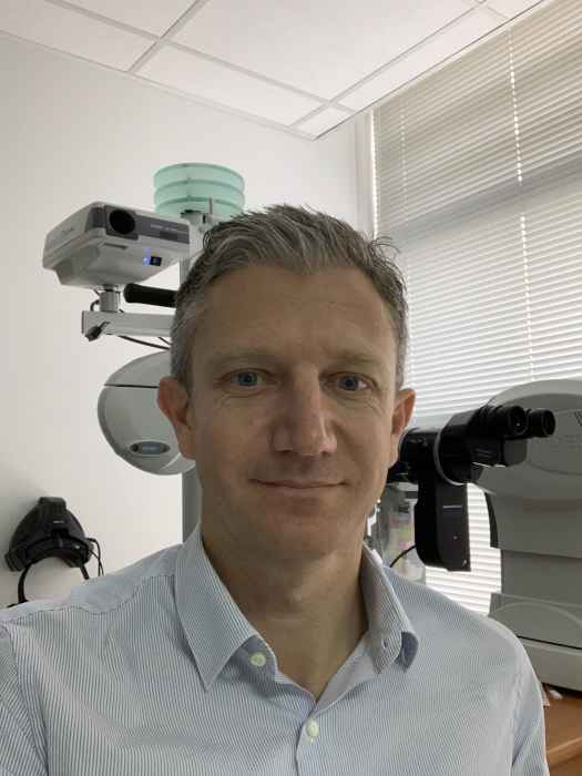 Dr Thomas DARQUIES