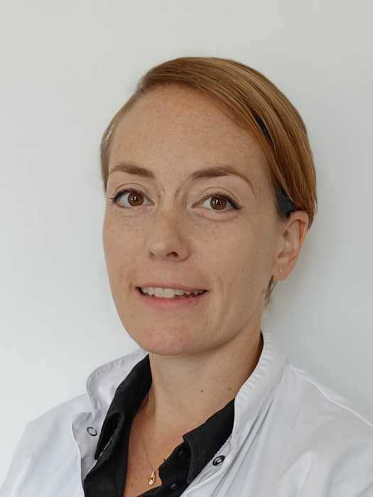 Dr Claire Gollentz
