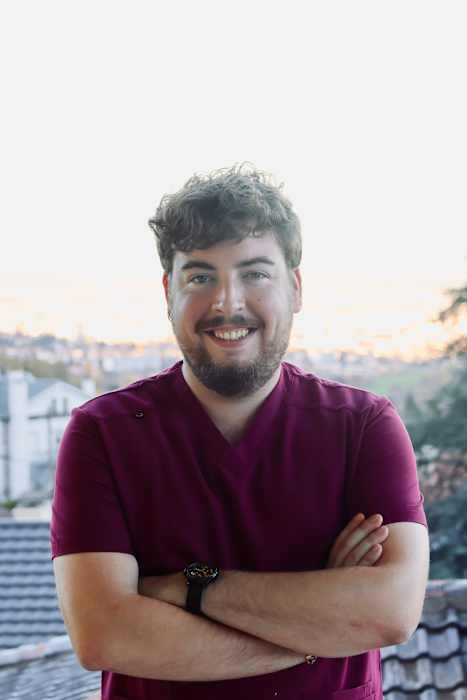 Dr Thomas Cordeiro, Chirurgien dentiste à Manzat