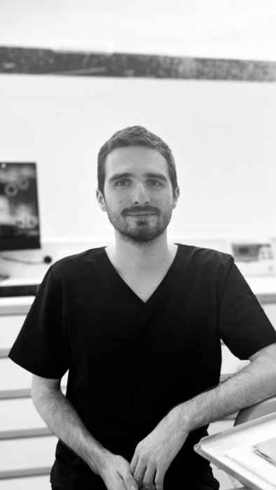 Dr Raphael Bas