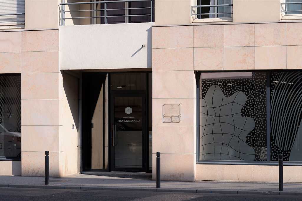 Dr Dominique Pra Lerenard, Chirurgien dentiste à Villefranche-Sur-Saône