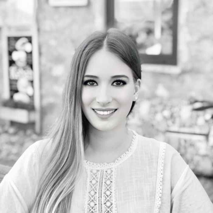 Dr Ana Pinto