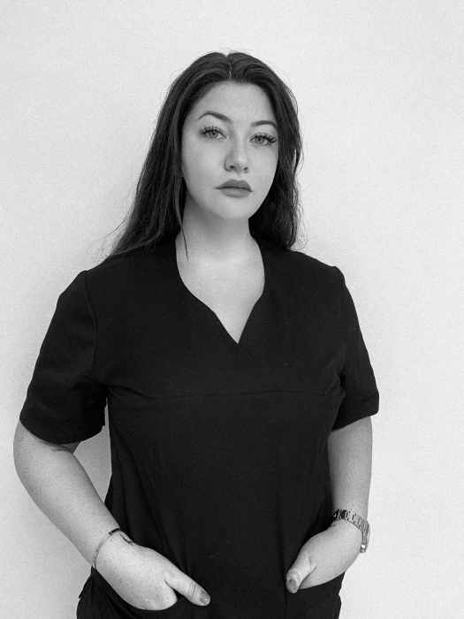 Dr VICTORIA SANTINELLI 