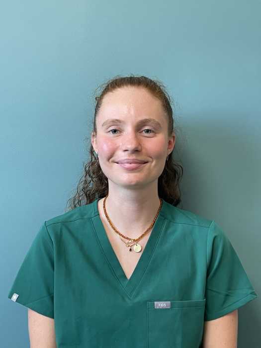 Dr Lola Cornet, Chirurgien dentiste à La Salvetat-Saint-Gilles