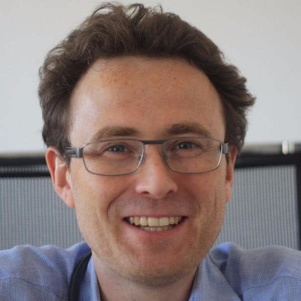 Dr Julien Pineau