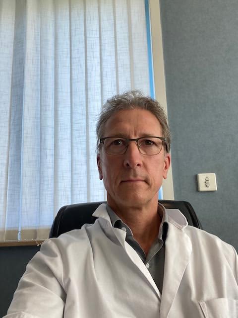 Dr LAURENT MAES