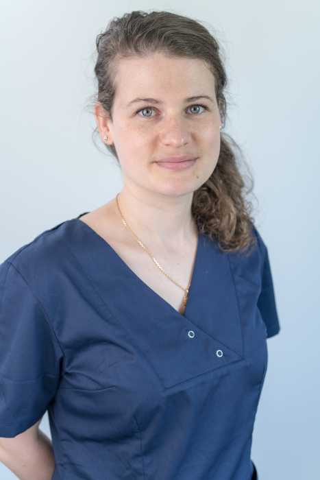 Dr JULIE VITRIER