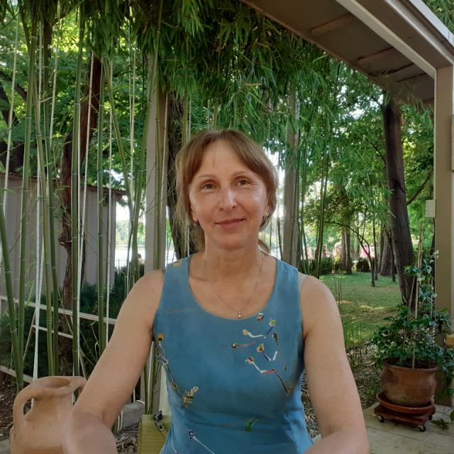 Dr MANUELA CAZACU