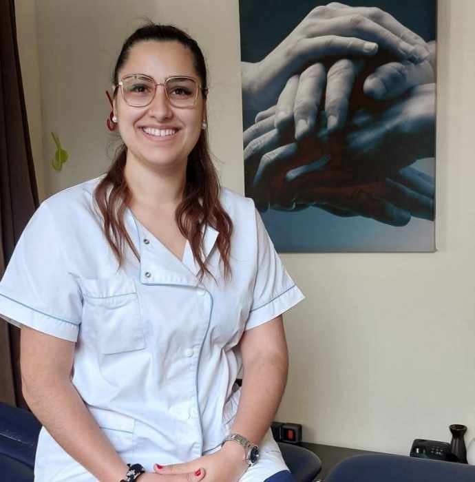 Carla Andonoff De Oliveira Ribeiro 