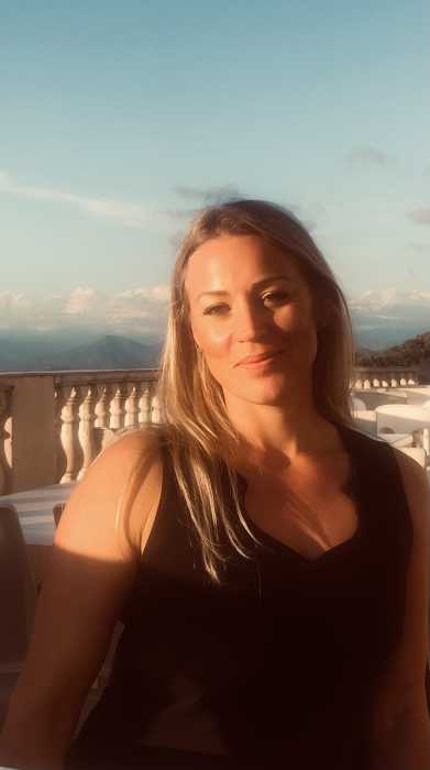 ALINE BUKATO
