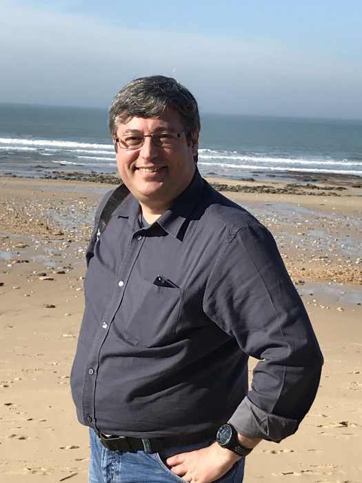 Dr Radu MOSANU