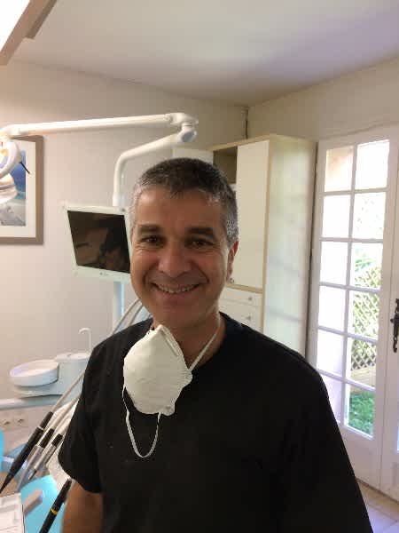 Dr Fabrice Attali, Chirurgien dentiste à Le Beausset