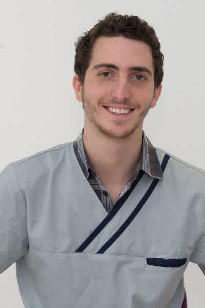 Dr Jonathan Benarrous